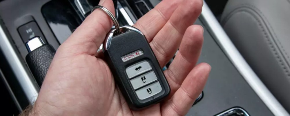 You are currently viewing Should I Replace Or Repair My Car Key FOB?